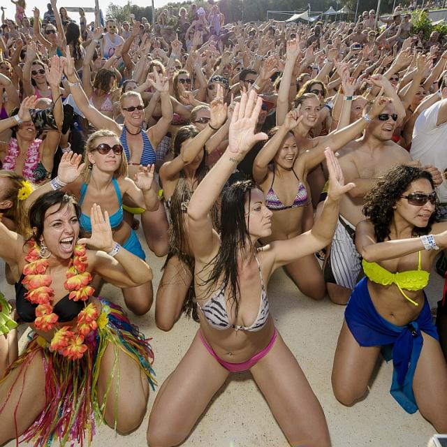 Pool Party @ VILLAS RUBIN!