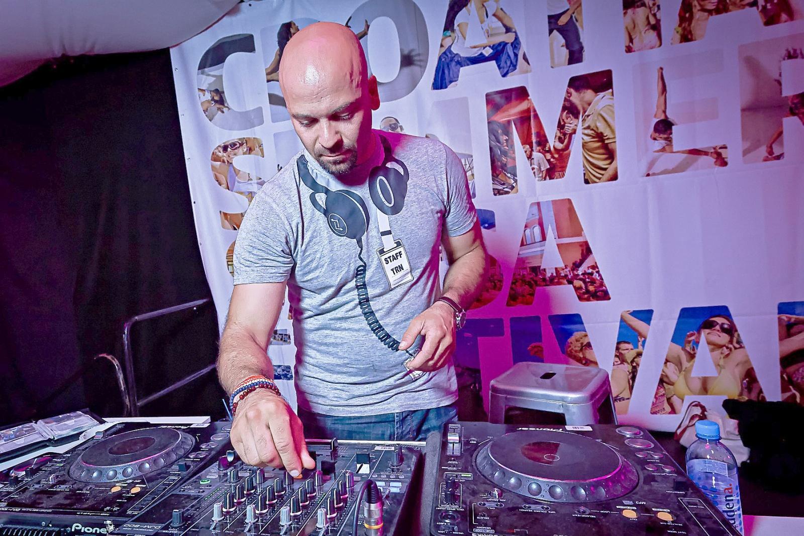 DJ Sezar