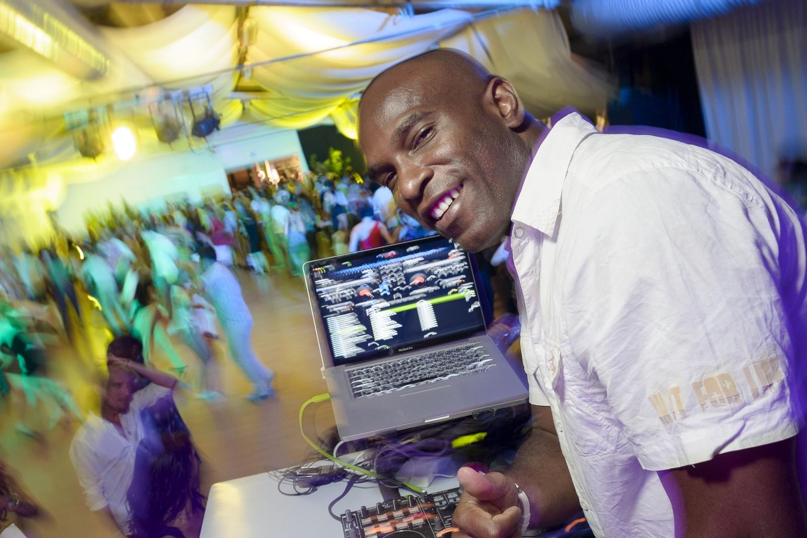 DJ Javier