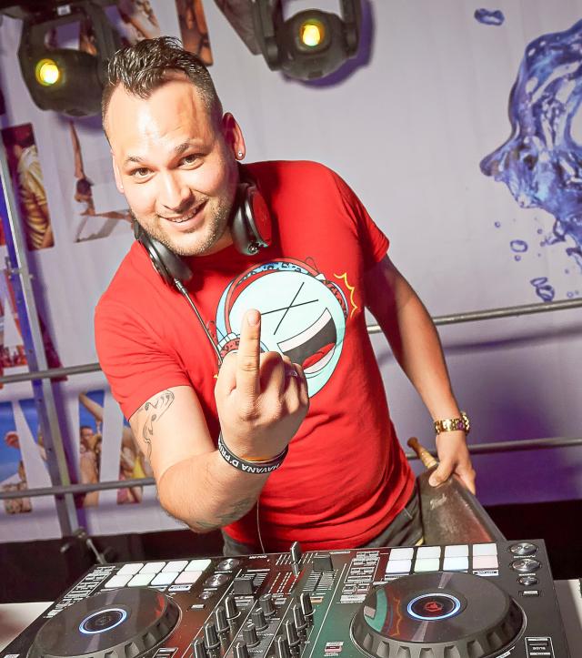 DJ LeODCuba