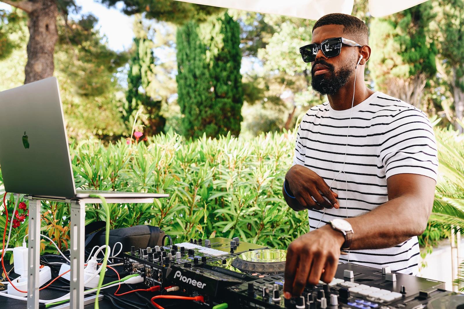 DJ Shark