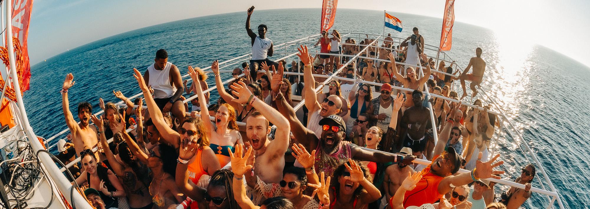 Boat parties - banner