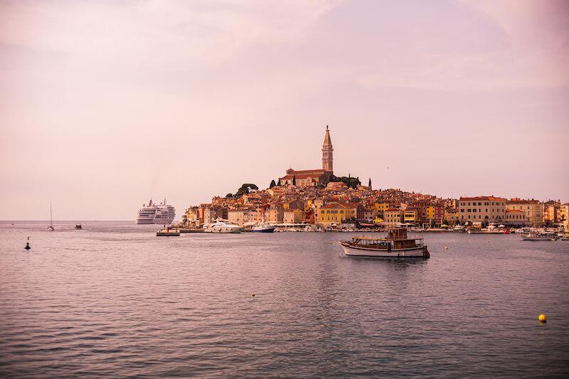 Hotel & Travel banner