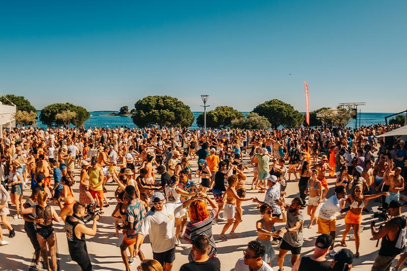 3 BEACH PARTY HEAVEN - fotka