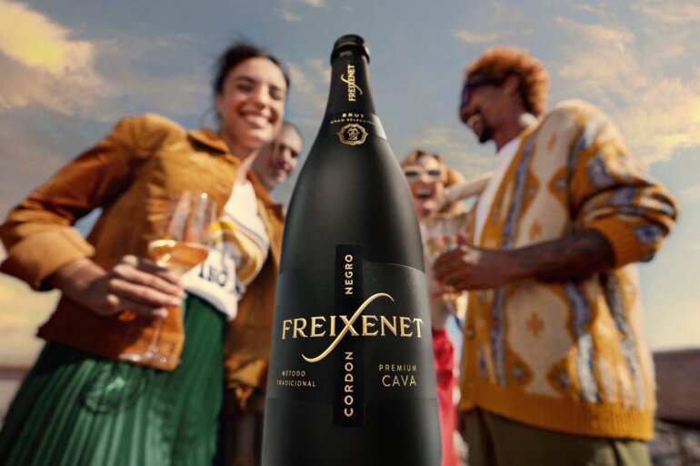 Freixenet brings a sparkling welcome to our dancers!
